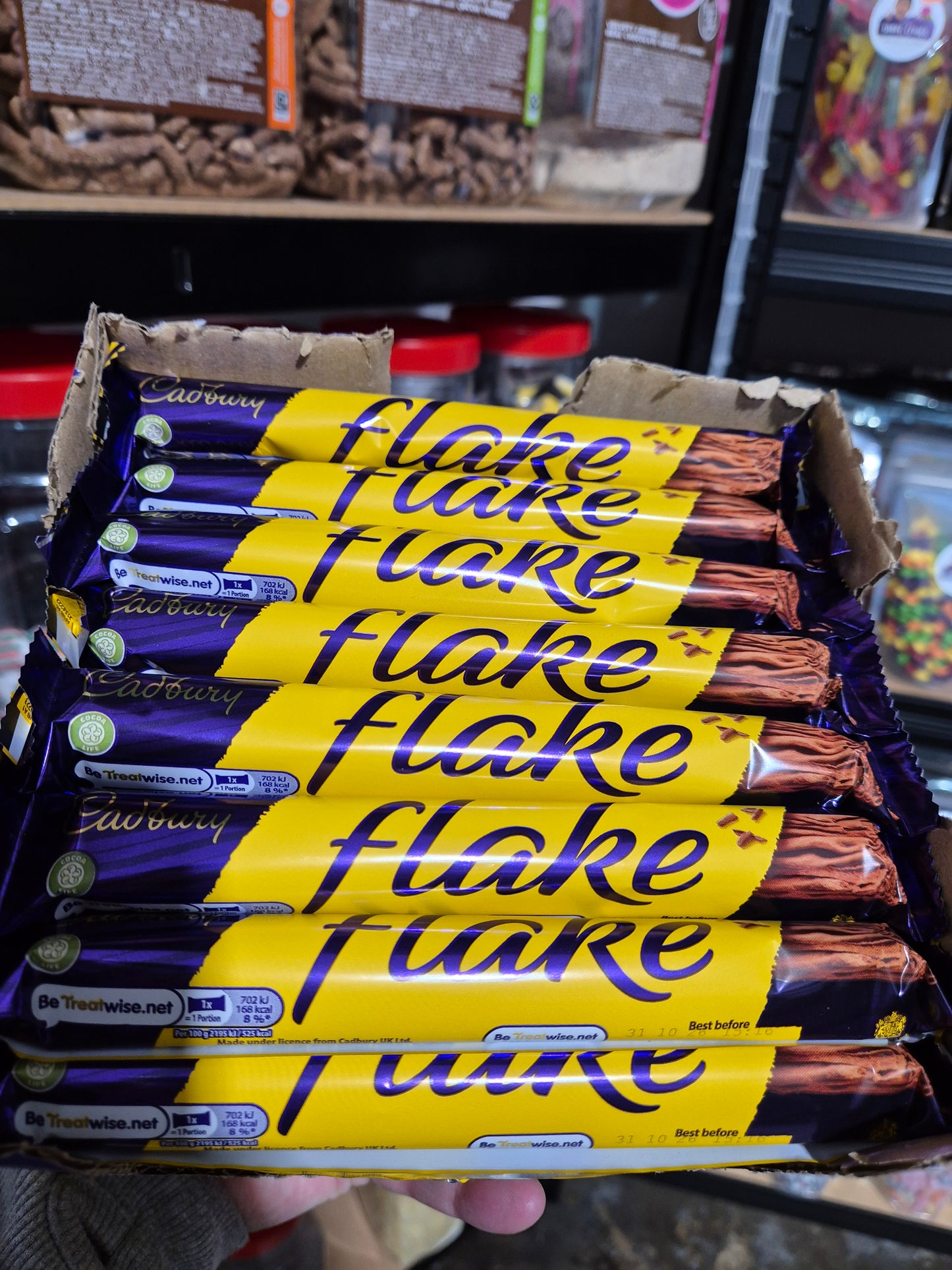 Cadbury Flake Chocolate Bar 32g